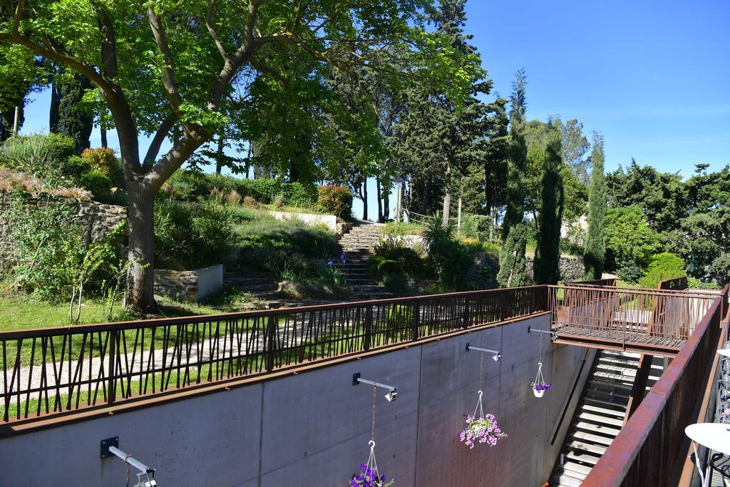 Pont Levis - Franck Putelat Hotel